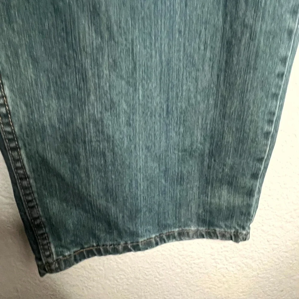 Vintage Levi's Jeans Mens 50x30 Blue Denim Cotton High Rise Straight Leg Outdoor